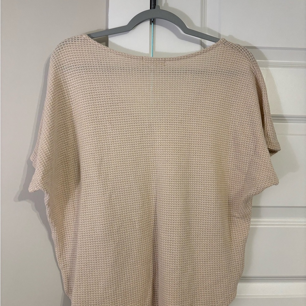 Ginger G Women's Beige Short Sleeve Top - Picture 2 of 2